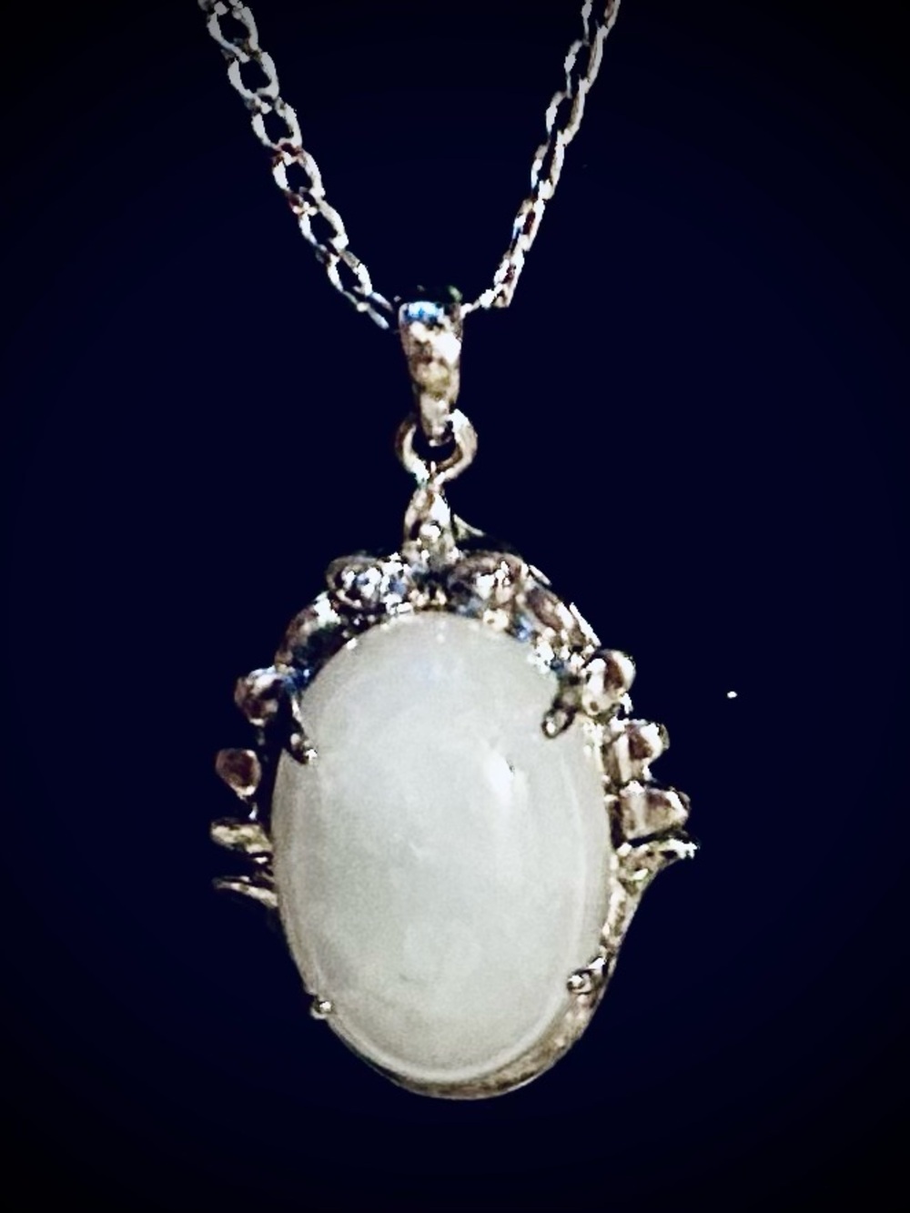 NWT Sterling Silver .925 Moonstone Pendant Necklace - White Oval Gem